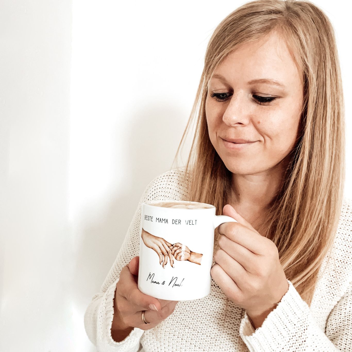 Tasse BESTE MAMA Hochglanz personalisiert das doppelte Plottchen®