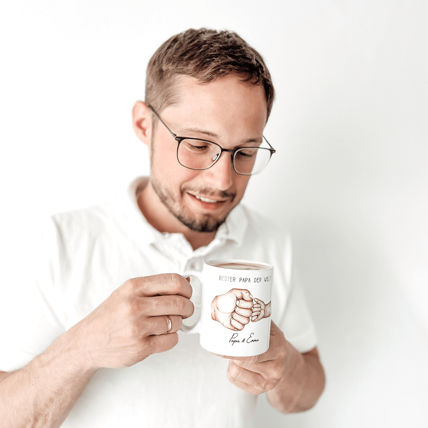 Tasse BESTER PAPA Hochglanz personalisiert das doppelte Plottchen®