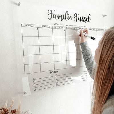 Acrylglas Wandkalender MONAT personalisiert das doppelte Plottchen®