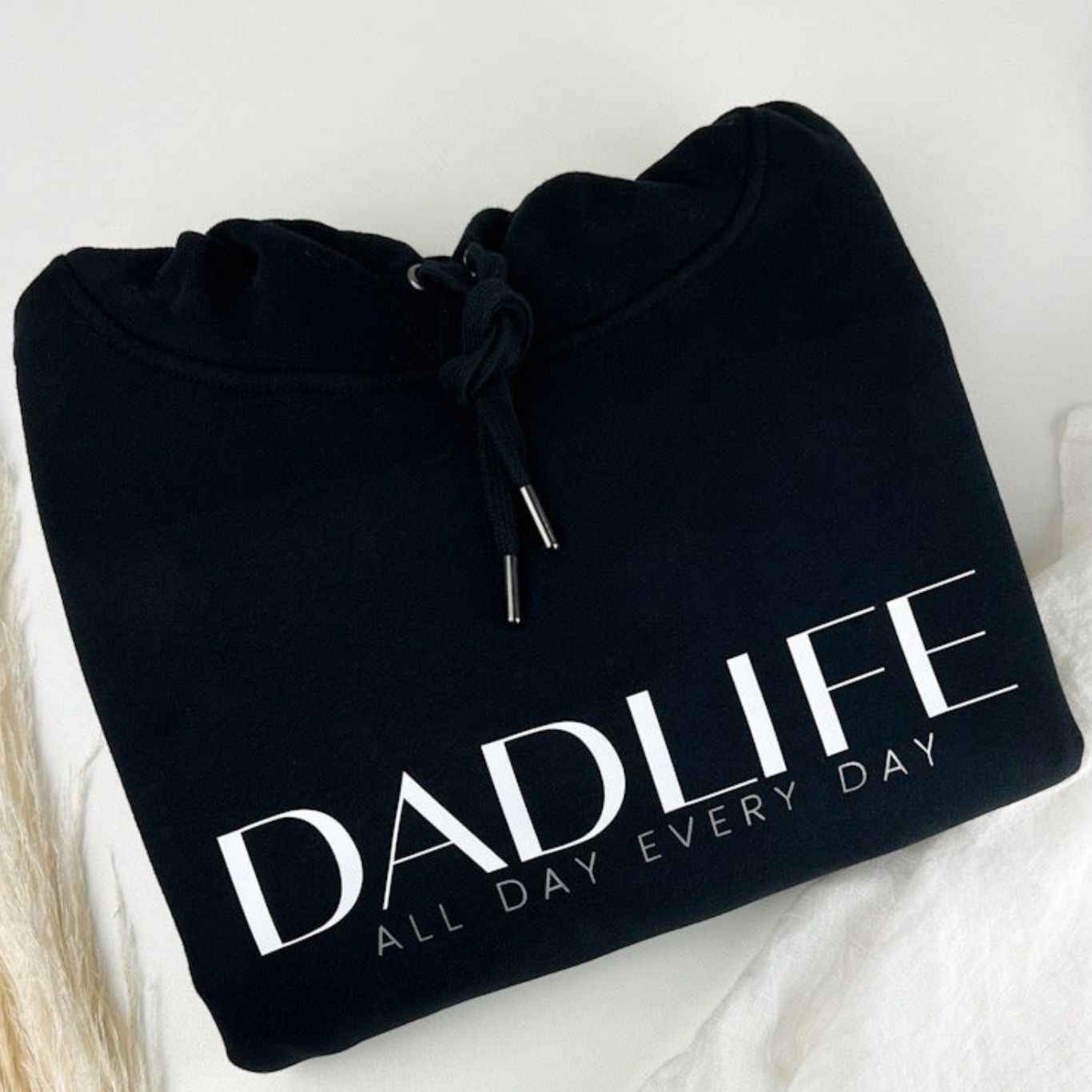 Hoodie DADLIFE personalisiert das doppelte Plottchen®