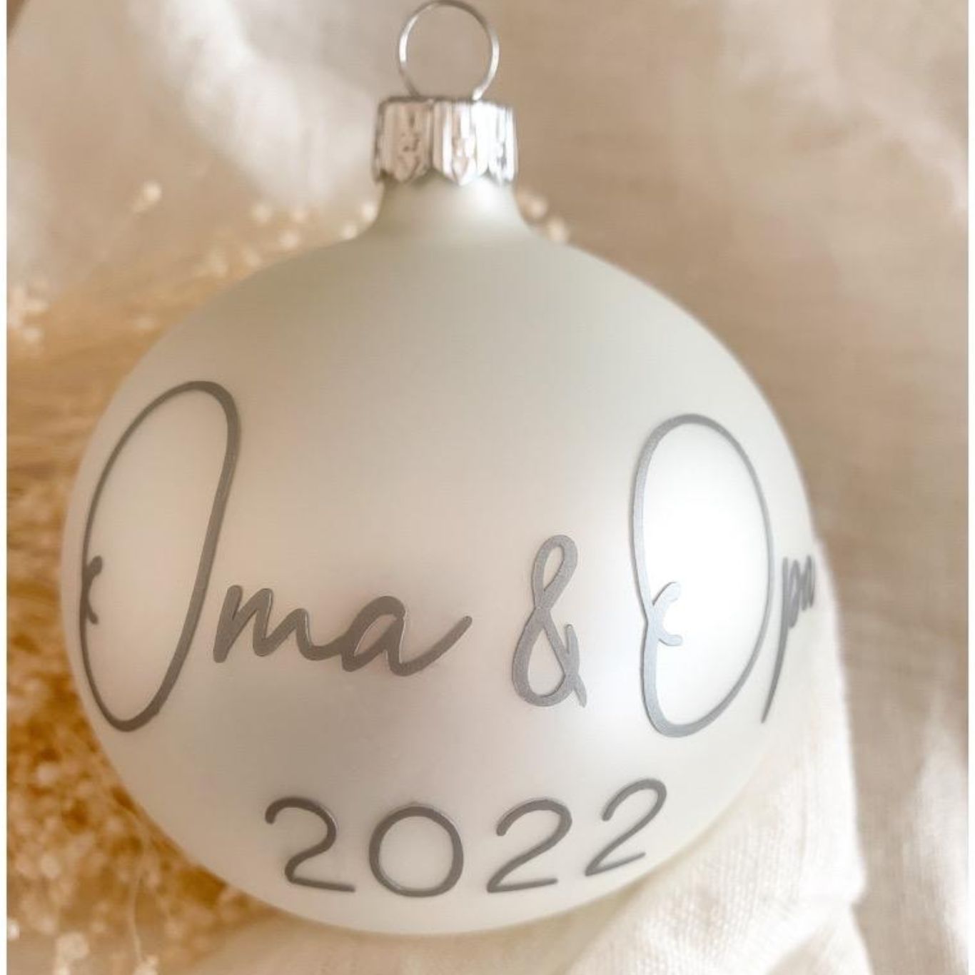 Weihnachtsbaumkugel OMA&OPA personalisiert das doppelte Plottchen®